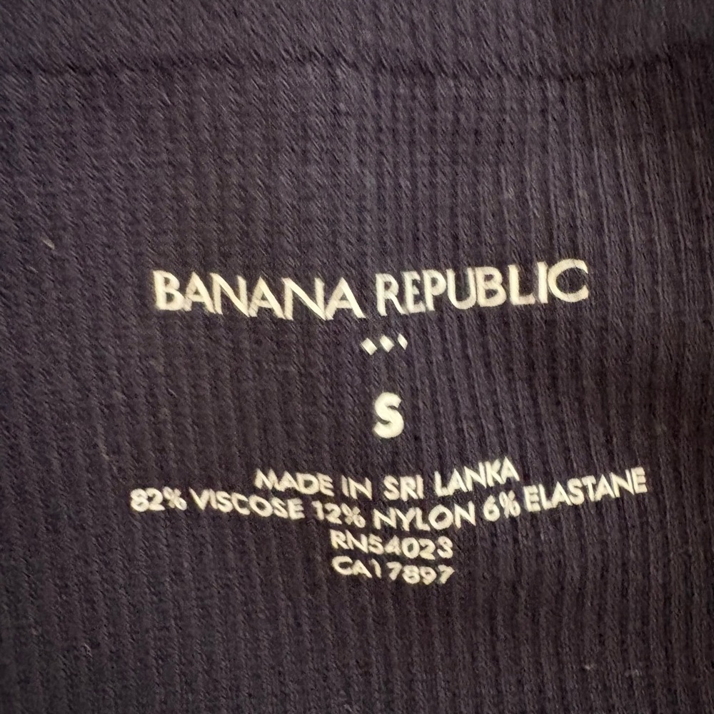 Banana Republic Navy Ribbed Tank Top NWT - Picture 6 of 10